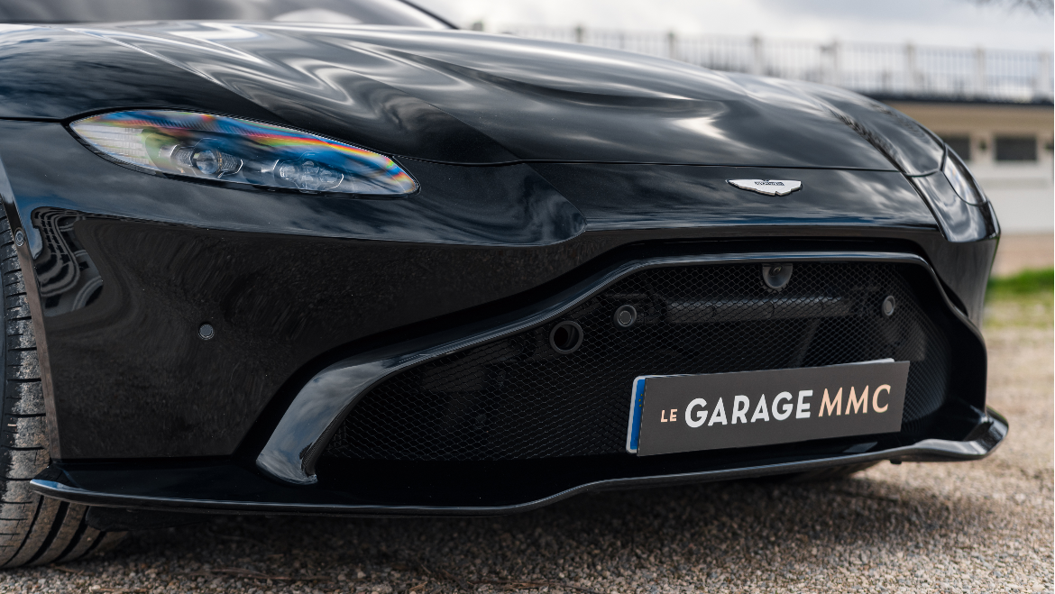 Aston Martin V8 Vantage II